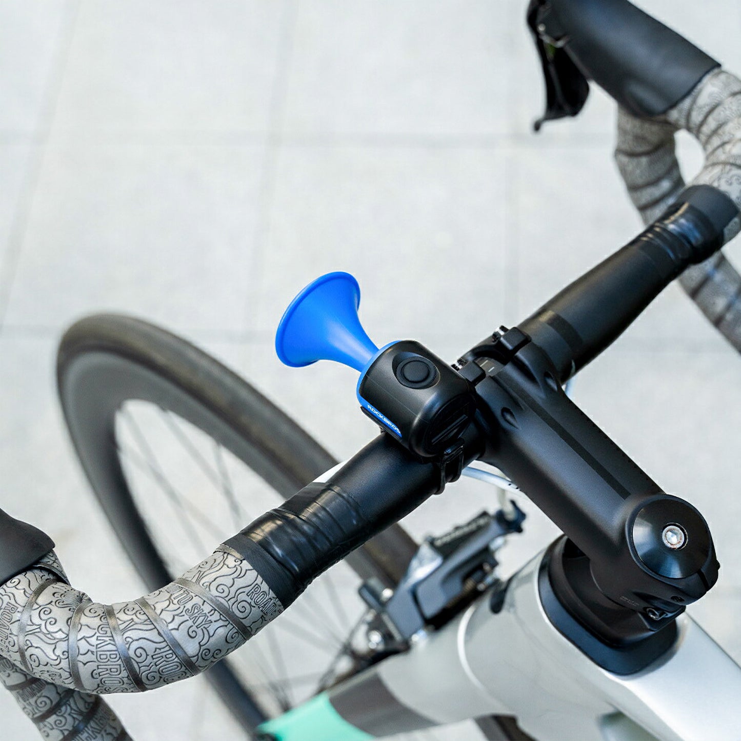 ROCKBROS 自転車 ベル 電子ホーン 34210002