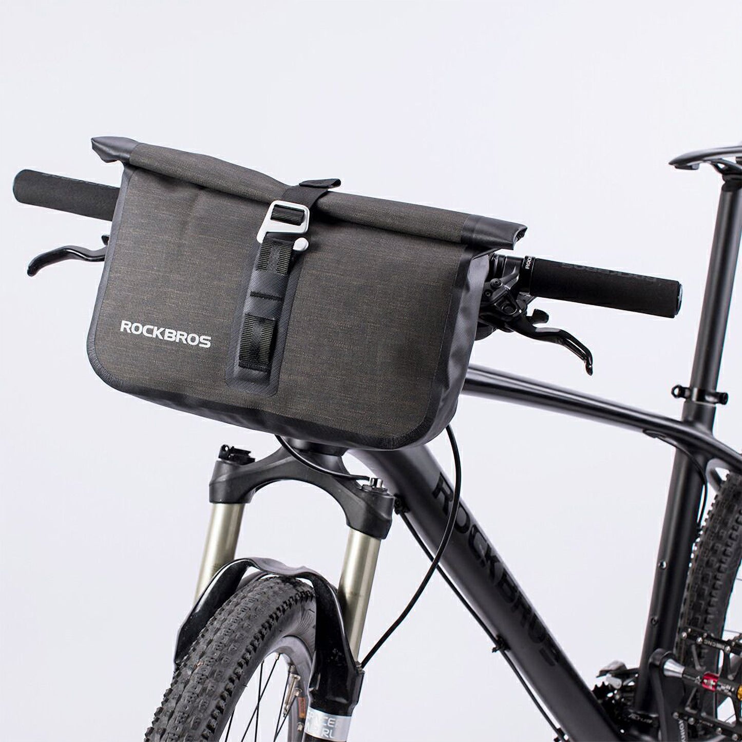 ROCKBROS フロントバッグ 防水 ハンドルバーバッグ 5-6L ロールトップ 自転車 バイクパッキング AS-016