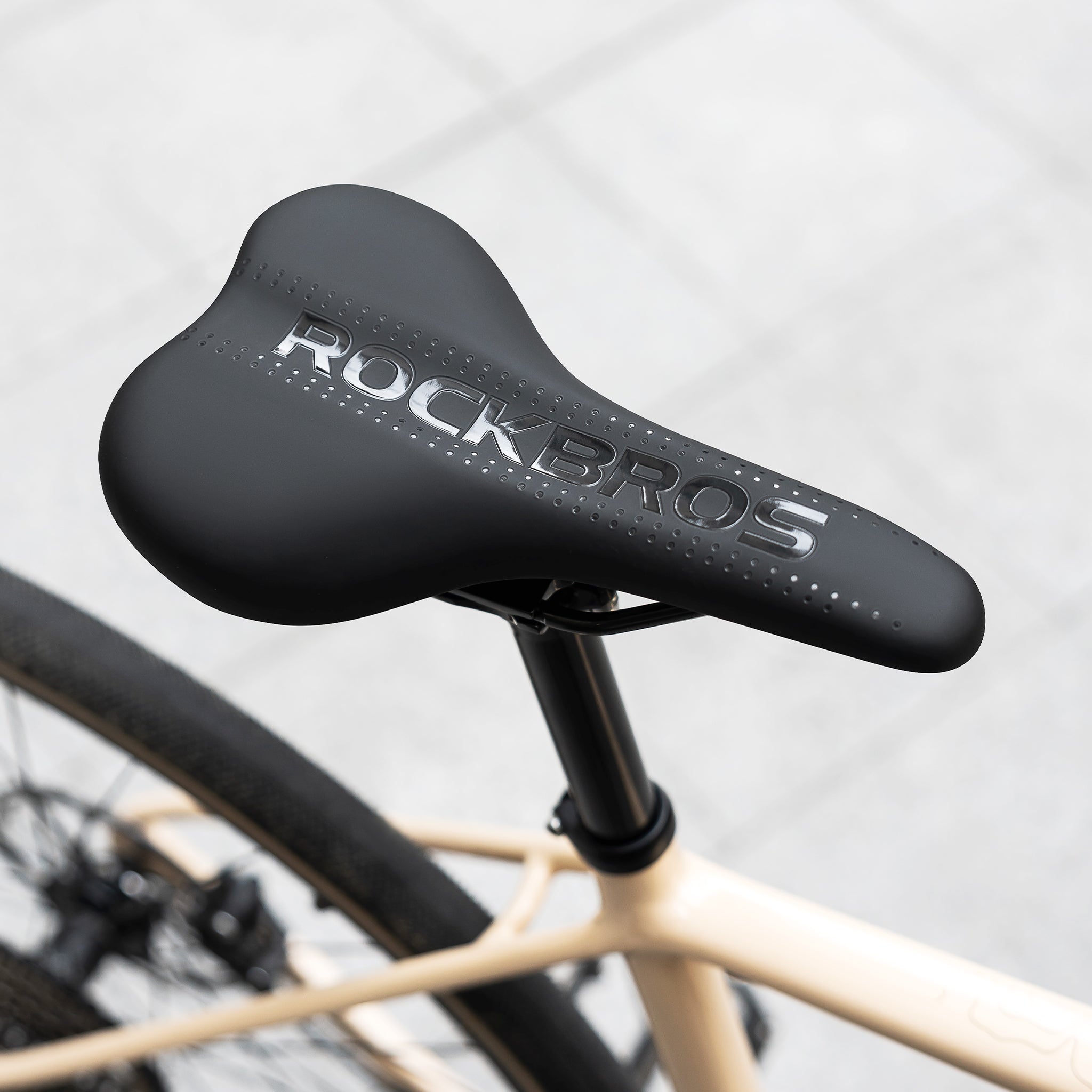 3RENSHO Jaguar II サドル 自転車パーツ 3RENSHO Jaguar II サドル 自転車パーツ BRIDGESTONE（ブリヂストン