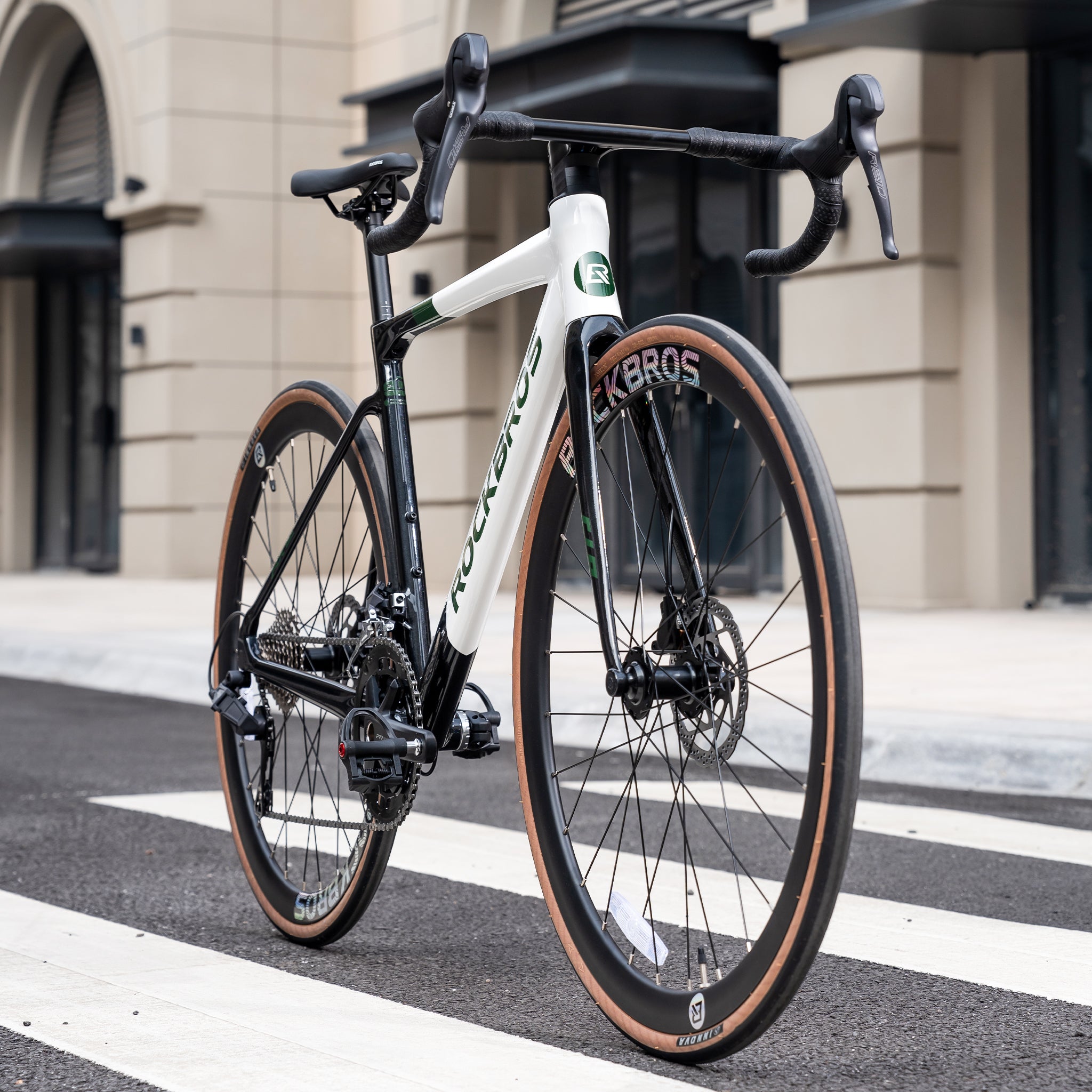 ROCKBROS ロードバイク 700×28C 20speed 油圧式ディスクブレーキ W3